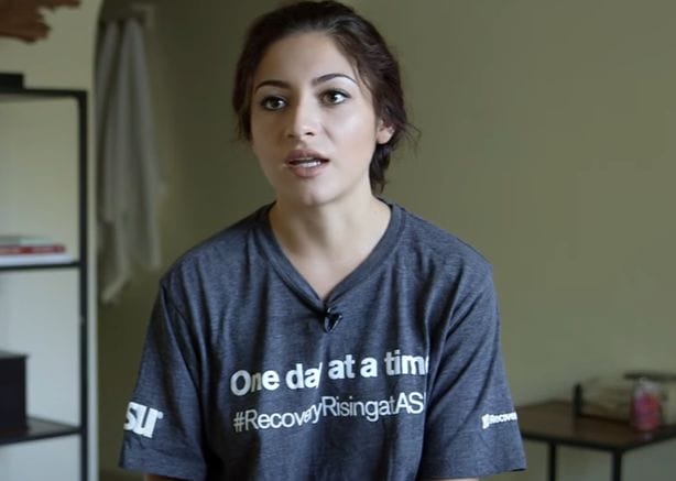 HookedRx: From Prescription to Addiction in Arizona 1 HookedRx: From Prescription to Addiction